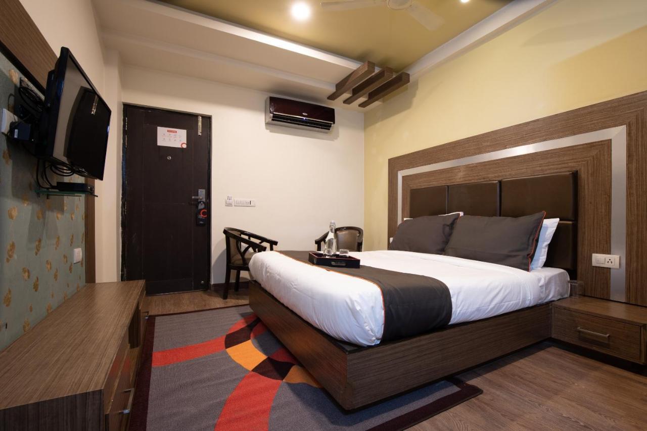 Super Oyo Collection O Udupi Comforts Hotel ภายนอก รูปภาพ